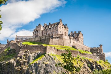 Edinburgh Castle Highlights Tour with Tickets, Map, and Guide