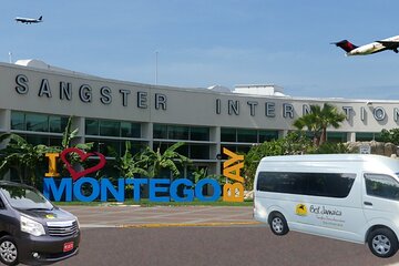 Round Trip Private Transfer from Montego Bay Airport to the City