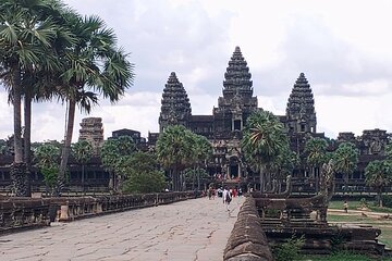 Private Half Day to Vishnu Temple-Angkor Wat