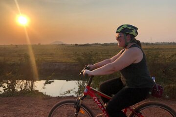 Sunset Cycling Tour On The Bank of Tonle Sap