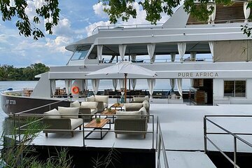 Zambezi Sundowner Cruise