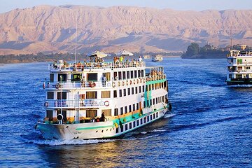 3-Night Aswan to Luxor Cruise with Abu Simbel and Hot Air Balloon