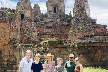 2 Days Guided Historical Tour in Angkor 