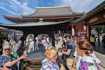 Half Day History Walking Tour in Asakusa