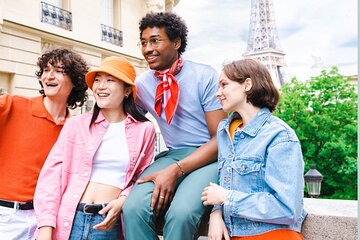 3 Hours Private Walking Tour of Montmartre and Paris