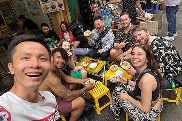 Hanoi Street Food Tour with Small Group and Expert Local Guide