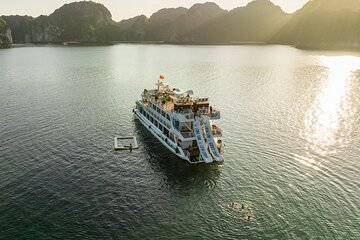 Lan Ha Bay Full-Day Tour from Hanoi, Hai Phong - Serenity Cruises