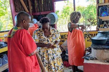 Authentic Garifuna Cooking Class in Hopkins Village Belize