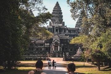 Discover the Tastes Temples and Tales of Authentic Cambodia