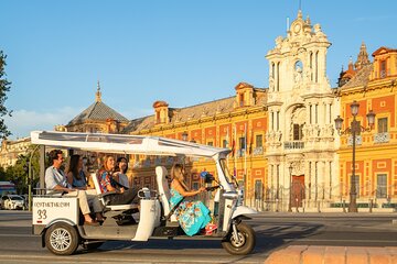 Welcome Tour to Seville in Private Eco Tuk Tuk