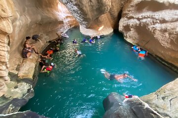 Discover Wadi Shab by a Professional Omani Guide (private). 