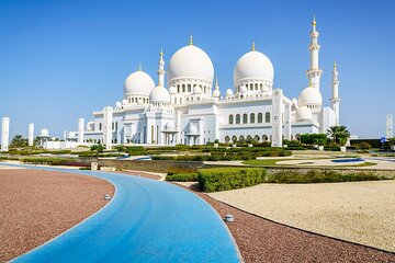 Private City tour in Abu Dhabi & Marina Mall - From Dubai