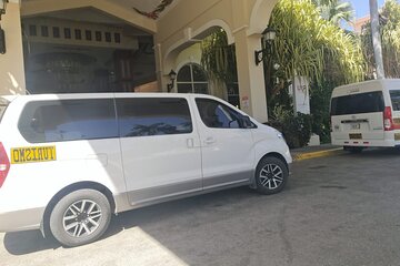 Private Transportation from Liberia Airport to Andaz Papagayo