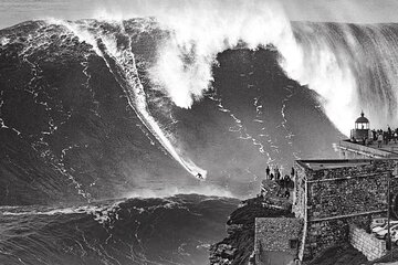 Full Day Private Tour to Nazaré, Óbidos, Fátima and Batalha