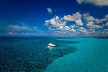 All inclusive Tulum: 4 hours Luxury Yacht 58' Azimut