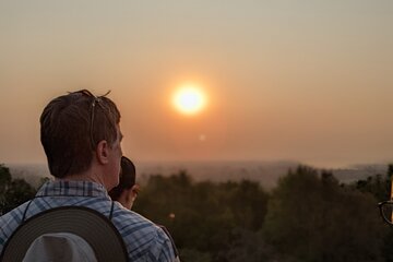 Discover Angkor Small Tour with Sunset