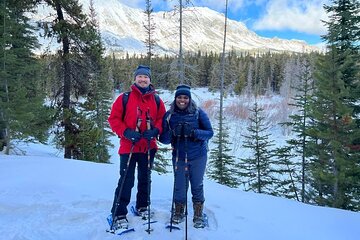 Shared Glacier Adventure: Drive and Snowshoe with Lunch