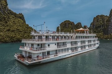 Excite Cruises 2-day Explore Halong and Lan Ha Bay from Hanoi