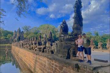 Shared Tour to Angkor Bayon Ta Prom