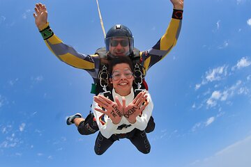 Private Experience Abu Dhabi skydiving 