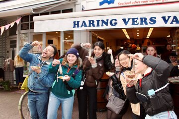 Street Food Tour of De Pijp & Albert Cuyp Market in Amsterdam