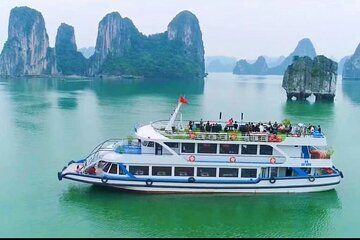 Full-Day Halong Bay 5 Stars Luxury Cruise Tour with Buffet Lunch