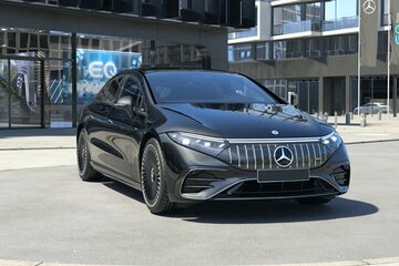 Airport Transfer: Paris City to Paris Airport CDG by Luxury EQS