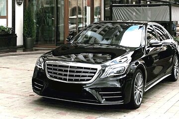 Private Transfer: Johannesburg to Tambo Airport JNB in Luxury Car