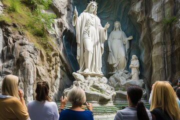 Lourdes, Guided Walking Tour in the Sanctuary