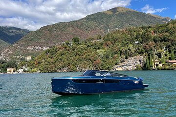 Luxury Boat Tour on Lake Como