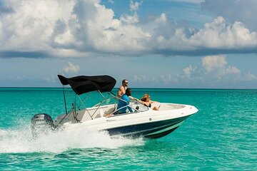 Luxury Private Speedboat Excursion Departing from Hurghada