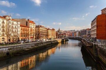 Wine Walks in Bilbao: Sip Through Centuries