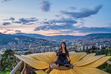 Private Half-Day Food Tour Visiting Best Viewpoints in Medellín!