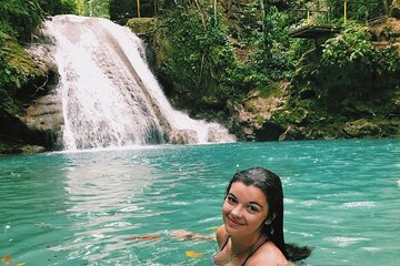 Blue Hole, Dunn’s River & Island Gully Falls Guided Tour