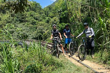 Electric mountain bike tour in wild Colombia - 2 days