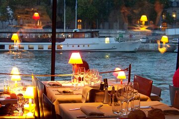 Nile Luxury Felucca Experience with Dining (Romantic Journey)