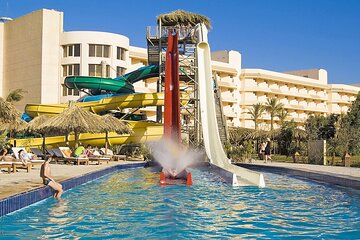 Hurghada: Makadi Aqua Park with Lunch and Transfer