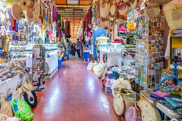Explore Agadir Souk El Had With a Licensed Tour Guide