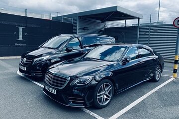 Private Limo Transfers Services from Edinburgh To London City 