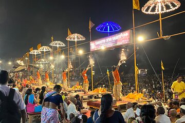 Evening Aarti of Mother Ganga along with walking Tour