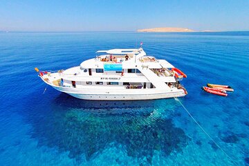 Full Day Paradise Island Excursion with Included Snorkeling