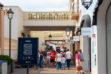 Private Shopping Tour from Catania to Sicilia Outlet Village