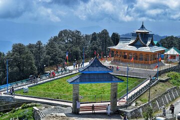 Guided Day Hike to Hatu Peak from Shimla