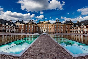 Private Tour to Royal Palace & Castle de Haar from Amsterdam