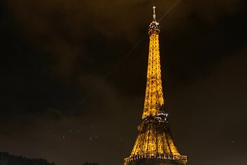 Private Taxi transfer from CDG airport to Paris 