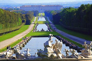 Private Guided Tour to the Royal Palace of Caserta and Pompeii from Rome
