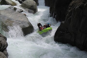 Whitewater Rafting "El Chorro" Class IV