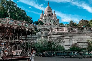 Small Group Walking Tour of Montmartre -10 people max