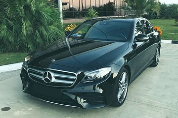 Paris Airport CDG Round-Trip Transfer in Private Car