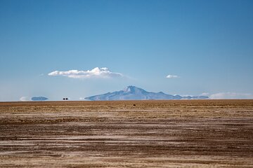 Uyuni Salt Flats 2-Day Tour from La Paz by flight